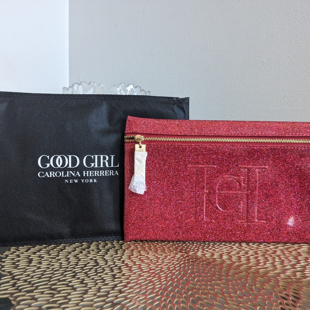 Carolina Herrera pouch